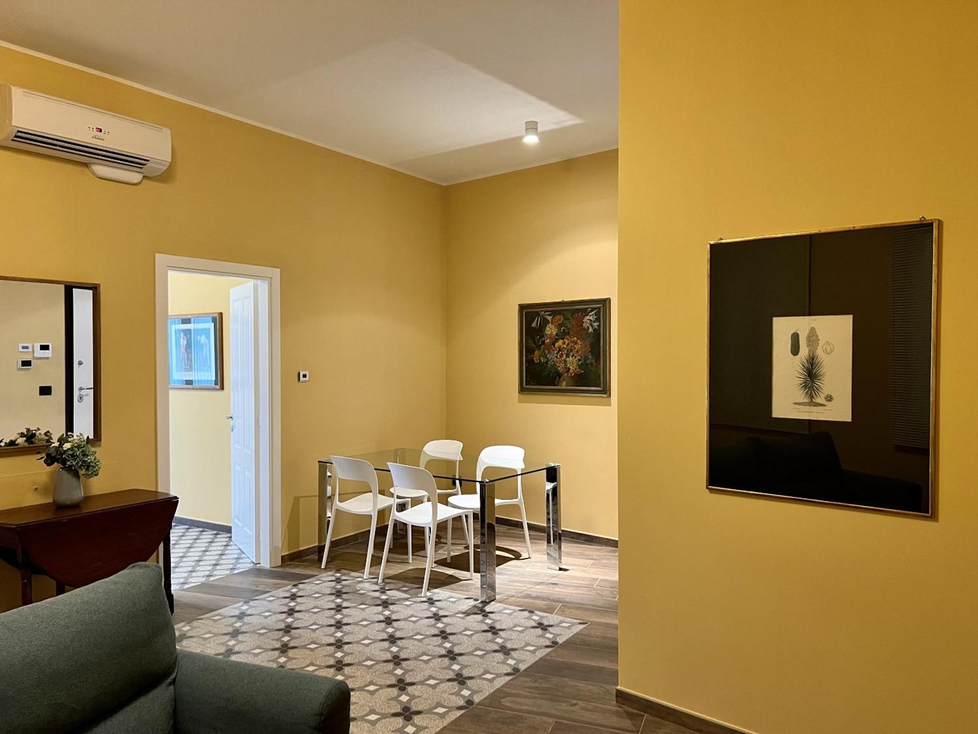 Palazzo Zippitelli Apartments Bari Bilik gambar