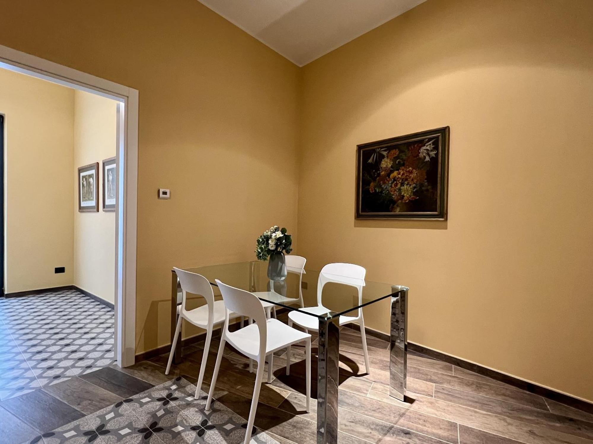 Palazzo Zippitelli Apartments Bari Bilik gambar